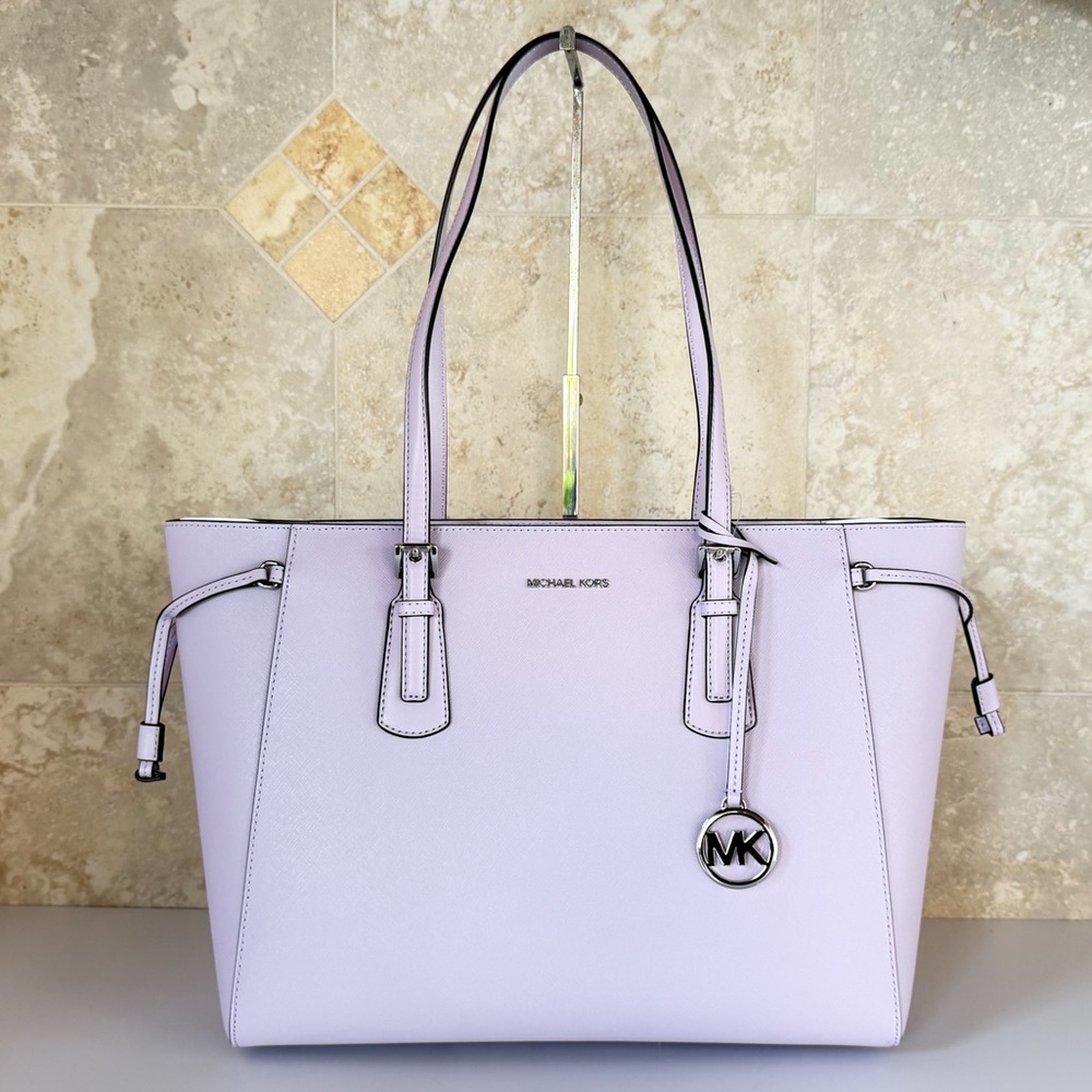 Michael Kors Voyager LG Multifunction Top Zip Drawstring Tote Shoulder Bag Lilac